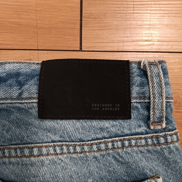 Forever 21 Distressed Jeans - Picture 5 of 8